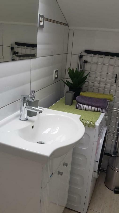 Apartmani Sanja Zaton  Buitenkant foto