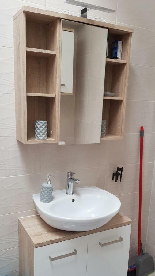 Apartmani Sanja Zaton  Buitenkant foto